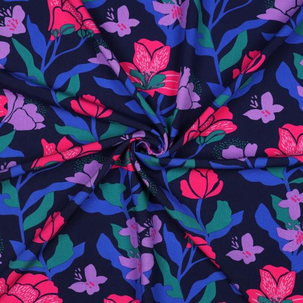 Viskose "Amira Floral" von Nerida Hansen in Navy